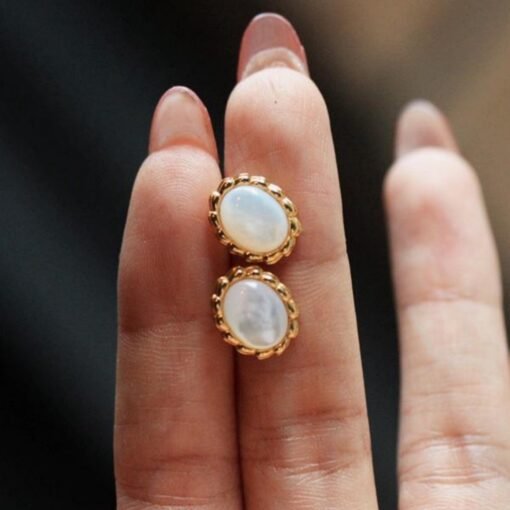 Natural white mother-of-pearl stud Earrings/Sterling 925Silver 18KGold-Plated vintage stud/Customize gift box/anniversary/retro French style - Image 3