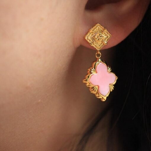 Natural Queen Conch dangle Earrings/Sterling 925Silver 18K Gold-Plated Queen Conch drops/Customize gift box/Stylish Four-Leaf Clover drops - Image 2