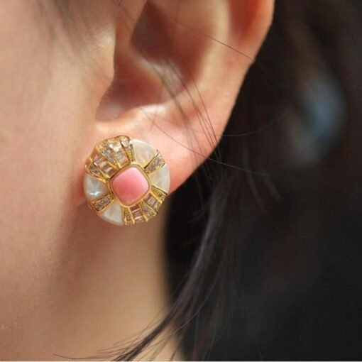 Natural Queen Conch Stud Earrings/Sterling 925 Silver 18K Gold-Plated Queen Conch Studs with White Mother of Pearl/Customize gift box - Image 2