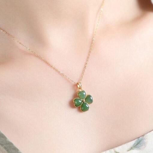 Natural green jade pendant/Sterling 925Silver 18K Gold-Plated heart cut jade pendant/Customize gift box/four-leaf clover pendant silver gift - Image 3