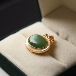 Natural green jade white shell pendant/Sterling 925Silver 18K Gold-Plated oval cut jade pendant/Customize gift box/retro court pendant gift