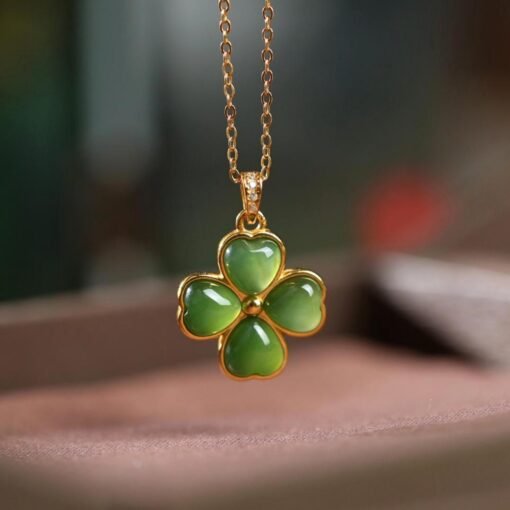 Natural green jade pendant/Sterling 925Silver 18K Gold-Plated heart cut jade pendant/Customize gift box/four-leaf clover pendant silver gift - Image 2