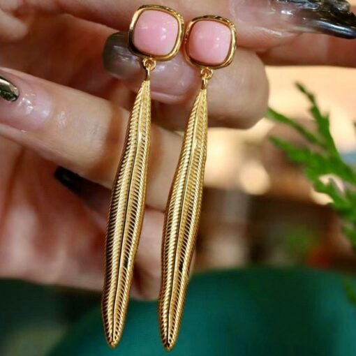 Natural Pink Queen Conch Shell drop earring gold plated silver|Pink Gemstone Jewelry|Unique Earrings For Her|Long drop Earring|Bezel earring - Image 2