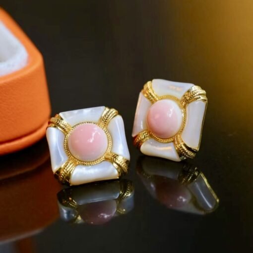 Natural Pink Queen Conch Shell stud earring gold plated silver|Statement Pink Gemstone Jewelry|Unique Earring For Her|Vintage stud Earring