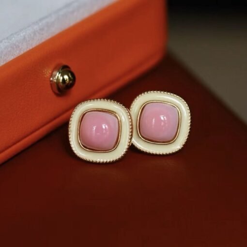 Natural Pink Queen Conch Shell stud earring gold plated silver|Statement Pink Gemstone Jewelry|Unique Bezel Earring|Vintage Earring Women - Image 3
