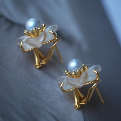 Unique Frosted Crystal Pedal Earrings Silver|Dainty Flower Studs Earrings With Pearl|Charm Pearl Jewelry|Hand Carved Quartz Studs Earrings - Image 3
