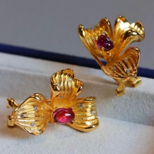 Natural Floral Garnet Earrings Gold Plated silver/Unique Petal Garnet Earrings Women/Art Deco Vintage Statement Red Gemstone Earrings Gold