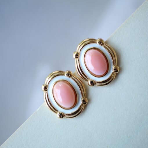 Natural Pink Queen Conch Shell stud earring gold plated silver|Statement Pink Gemstone Jewelry|Unique Earring For Her|Vintage Stud Earring