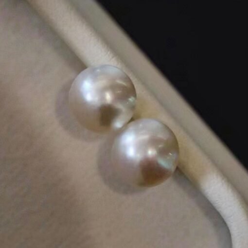 Natural Seawater White Mabe Earrings 18k Gold|Dainty Mabe Pearl Stud Earring Women|Minimalist Simple Pearl Studs|Perfect Wedding earrings - Image 7