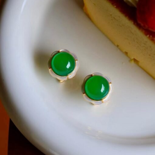 Authentic Cabochon Green Chalcedony Stud Earring 925 Silver|Unique Floral Green Gemstone Studs/Natural Modern Green Gemstone Jewelry Women