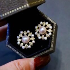 Natural pedal Pearl stud Earrings silver|modern floral Pearl stud|handmade Pearl Earrings|art deco Pearl Earrings|Statement pearl earrings
