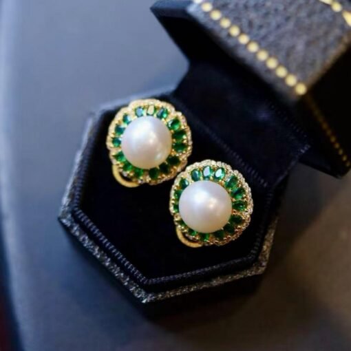 Natural Pearl Stud Earrings in 925 silver with Green Zircon halo-Silver pearl studs-Statement Wedding pearl Earring Women/9mm pearl Stud