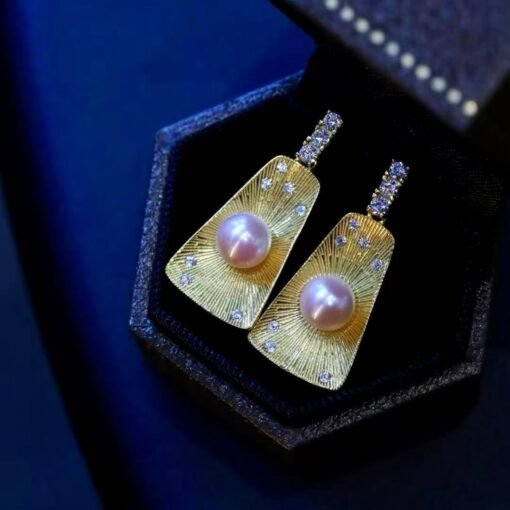 Unique seawater  pearl stud earrings sterling silver|Real Pearl Studs Earrings|Vintage Statement Pearl Earrings|Charm Hand Carved Earrings