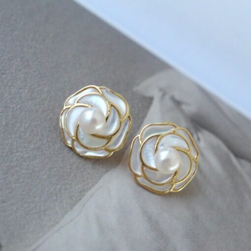 Petal Pearl studs Earring s923 silver|Unique floral pearl Earrings|Statement Pearl earring|Modern art deco stud|June Birthstone gift for her - Image 2