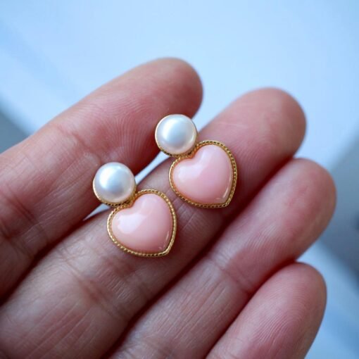 Natural Heart Pink Queen Conch Shell with pearl earring silver/Art Deco Trendy real pearl Jewelry|Unique Earring|Heart Stud Earrings - Image 2